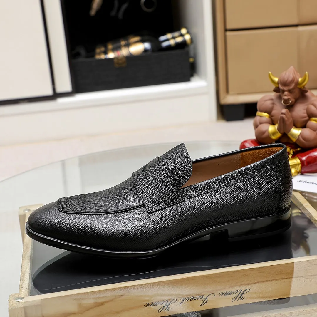 Men's shoes 💰600 🕷🕷🐂【Ferragamo】 Popular fashion casual shoes🇨🇳Official website counter 1:1 production, original mold opening💯Good quality can be seen, imported high-end first-layer pebbled calfskin, water-dyed🐂leather lining🌿very clear texture, high-quality waterproof, non-slip and wear-resistant outsole🎋high quality and low price, truly handmade🍓, 5 colors available! Code number 38-44 (45. To be customized)